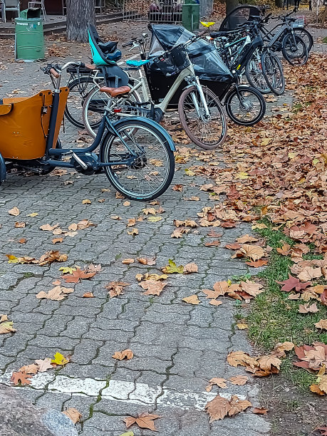 自行车停车场图片下载