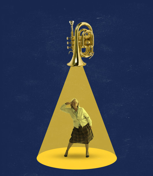 当代艺术拼贴在黄色聚光灯下跳舞的女人从黑胶唱片孤立的蓝色背景图片下载