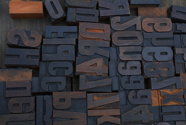 古老的木制老式印刷块图片下载