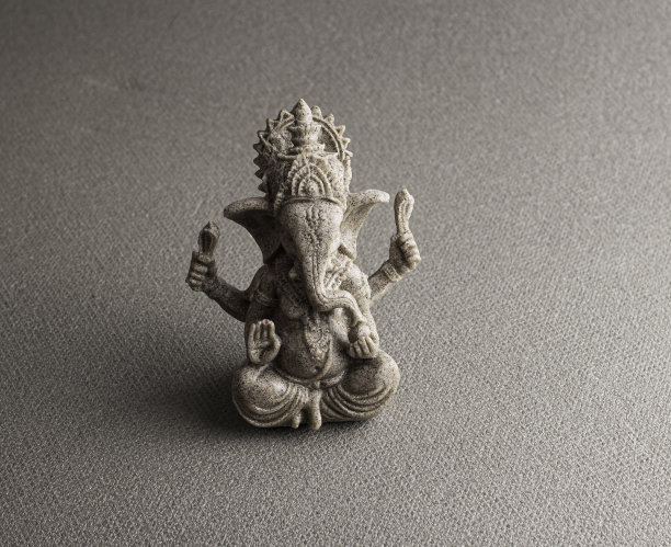 甘尼萨小石像图片下载