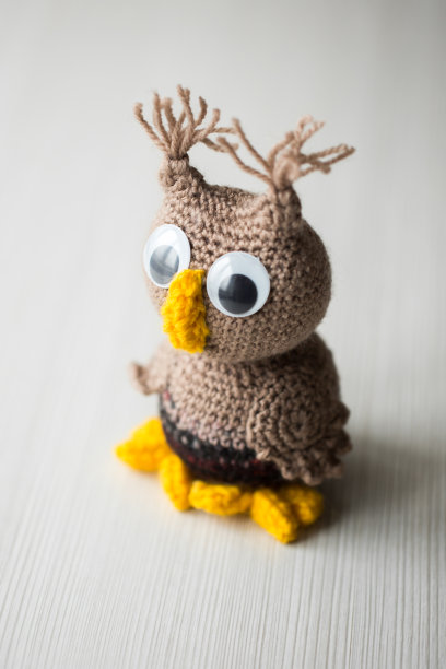 猫头鹰娃娃针织图片下载