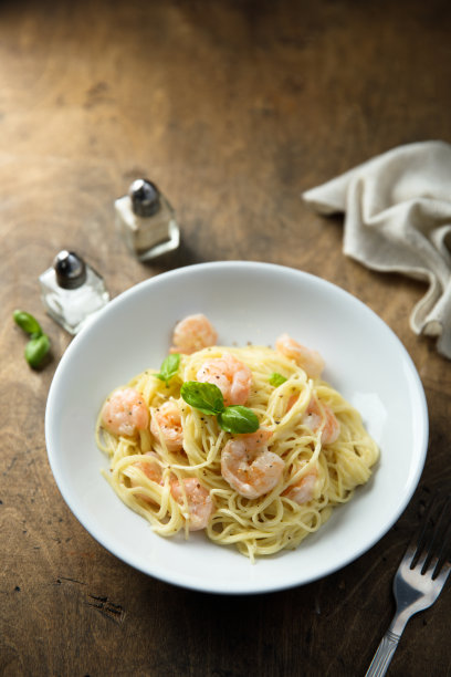 意大利面和虾图片下载