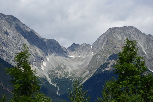大的山图片下载