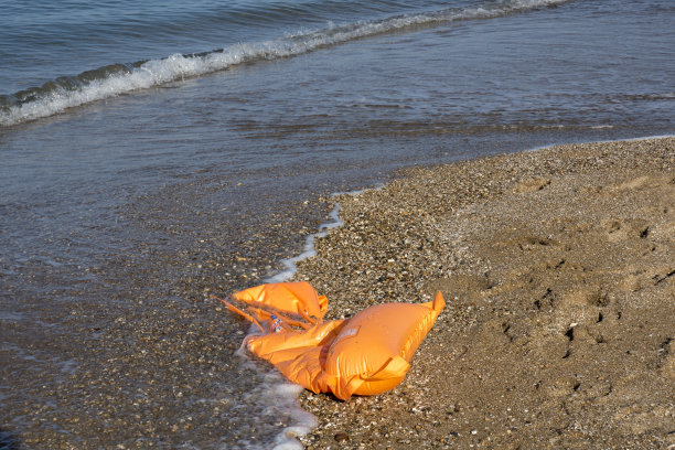 塑料玩具充气背心图片下载