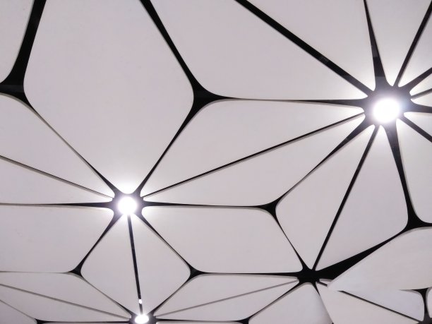 史诗设计的屋顶餐厅，以吸引顾客回来图片下载