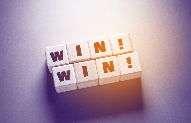 用木制方块赢得单词图片下载