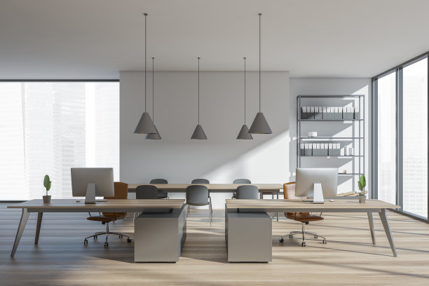 白色的商务房间内部配有木制地板上的椅子、桌子和架子图片下载