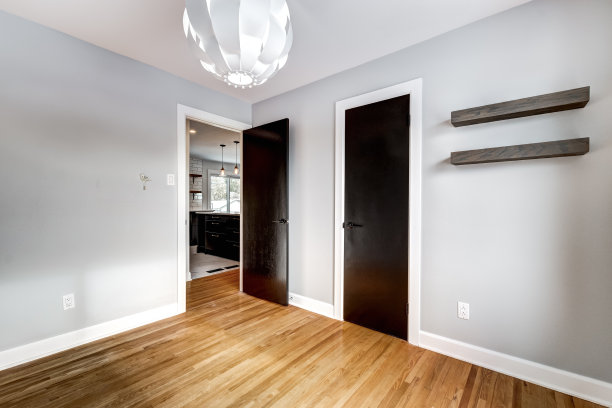 位于蒙特利尔郊区的加拿大住宅图片下载