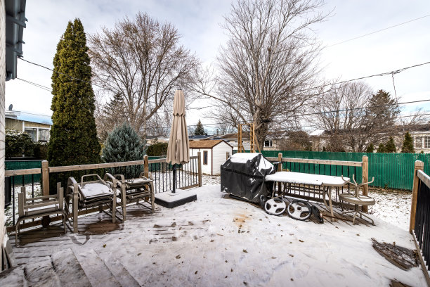 位于蒙特利尔郊区的加拿大住宅图片下载