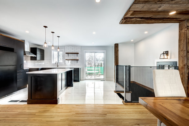 位于蒙特利尔郊区的加拿大住宅图片下载