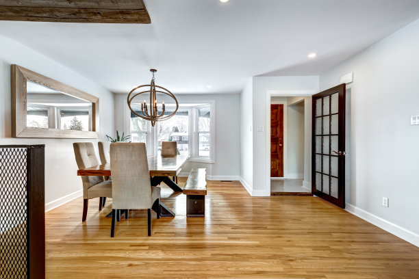 位于蒙特利尔郊区的加拿大住宅图片下载