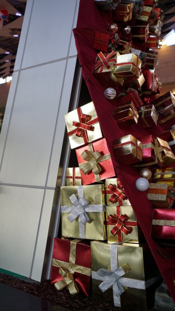 礼物盒图片下载