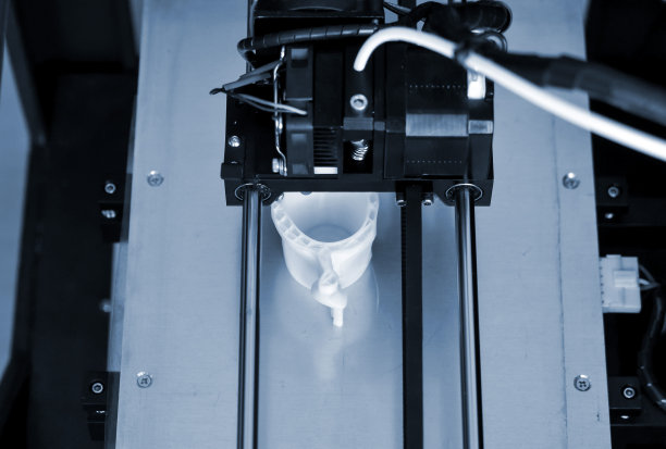 用3d打印机打印的物体。自动三维3d打印机执行图片下载