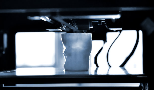 用3d打印机打印的物体。自动三维3d打印机执行图片下载