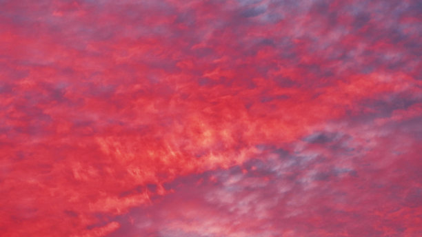 日落后的黄昏天空图片下载