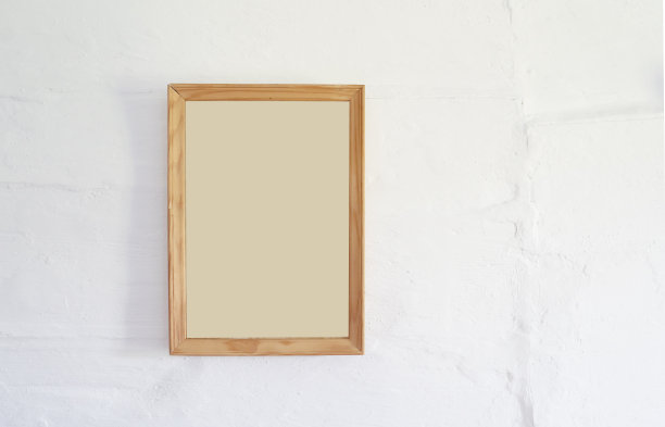 墙上的空白画框图片下载