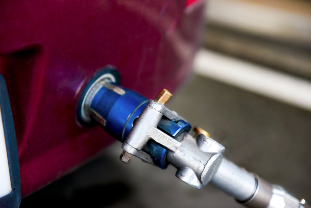 软管和杠杆加油汽车股票照片图片下载