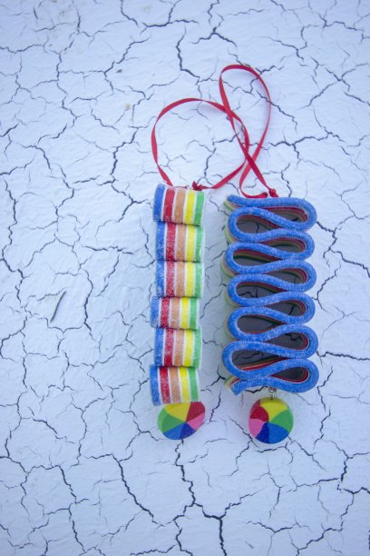 彩色糖果形式的圣诞装饰图片下载