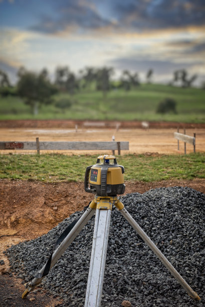 电子激光水准仪图片下载