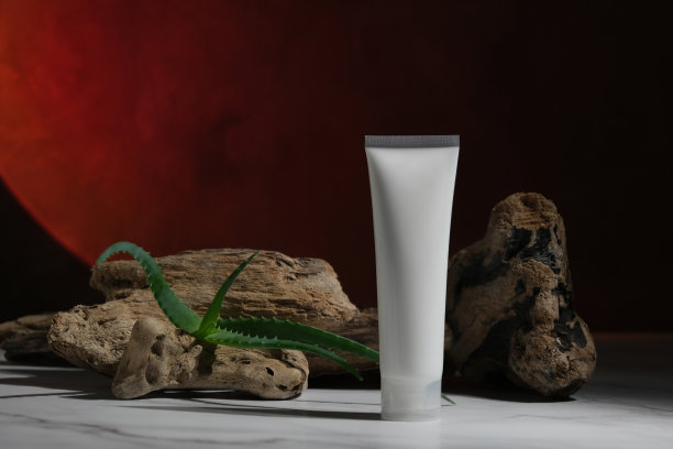 保湿霜管模型。芦荟凝胶图片下载