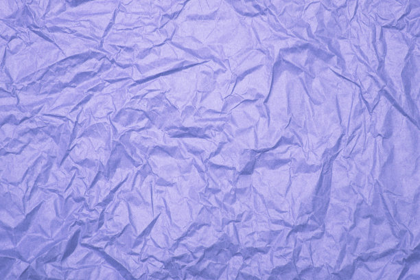 2022年的颜色是非常佩里。皱巴巴的时尚纸质。皱巴巴的紫色纸，背景图像。图片下载