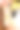 理发师用剪刀剪女性的发梢。美容院服务理念。理发技巧。图片下载