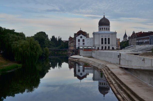 美丽的风景和罗马尼亚的建筑图片下载