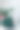 桌上放着一台打开的笔记本电脑，旁边是一棵装饰着球和花环的圣诞树。工作场所的新年和圣诞气氛图片下载