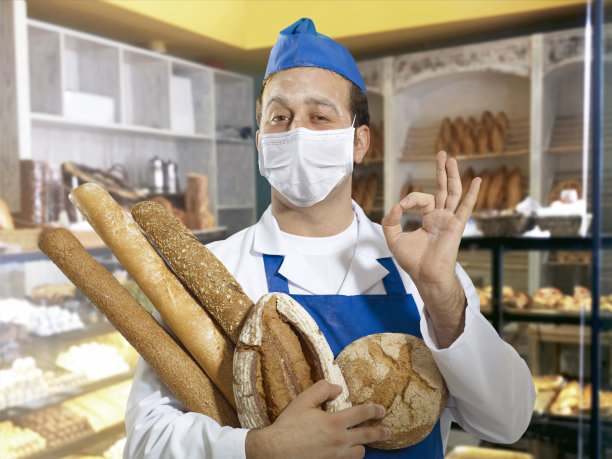 快乐的面包师与口罩图片下载