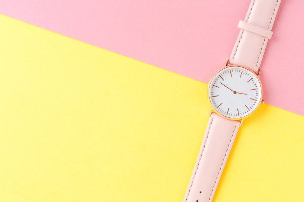 女性手表的背景与copyspace图片下载