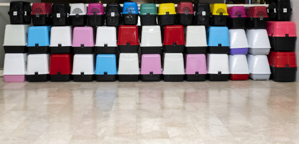 宠物笼和猫砂图片下载