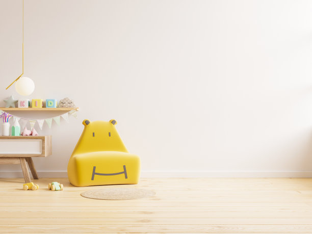 有一张黄色的扶手椅和一面白色的墙。图片下载