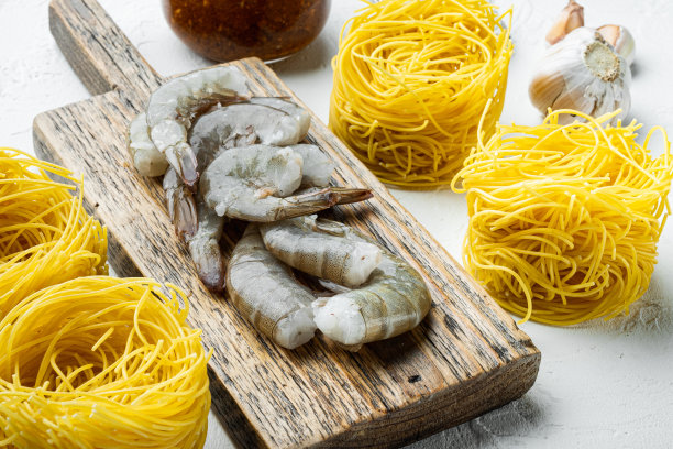 玫瑰香蒜沙司虾面配料，上白石面图片下载