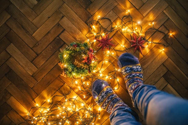 为圣诞节和新年庆祝做准备图片下载