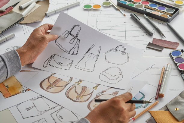 设计师时尚的素描绘制设计模板图案皮革手袋手袋手袋女人女性时尚时尚奢华优雅的配件。图片下载