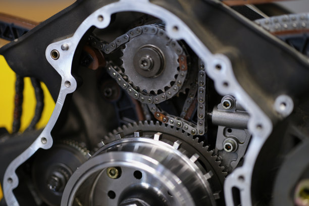 摩托车建筑系统与金属链等细节图片下载