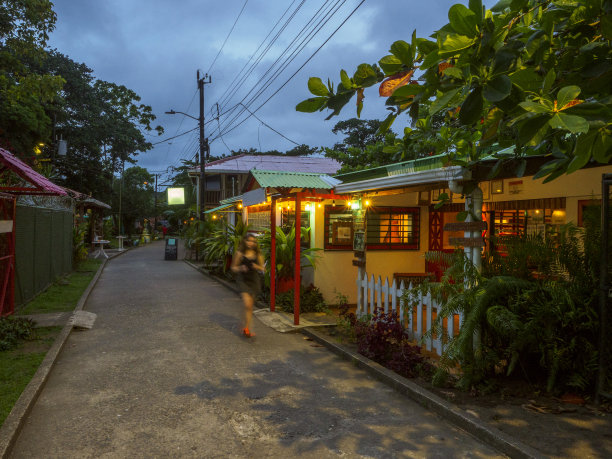哥斯达黎加托土盖罗的街道图片下载