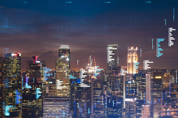 图全息图，空中夜景新加坡的城市全景，发达的位置为股票市场研究人员在亚洲。基本分析的概念。双重曝光。图片下载