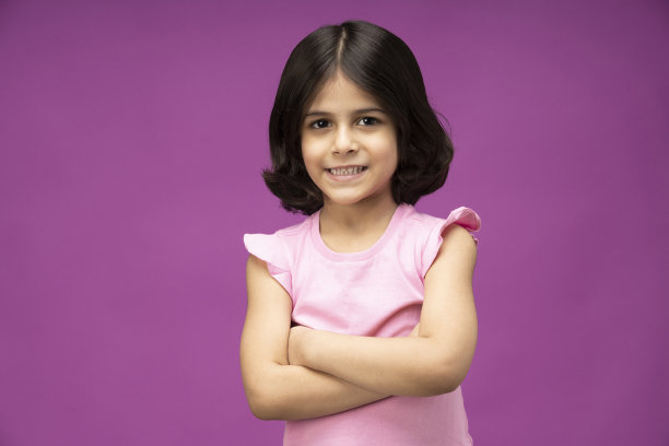 可爱的印度小女孩，库存照片图片下载