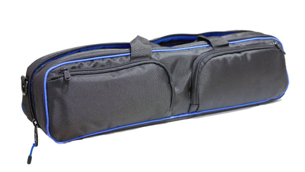 周末袋孤立在白色图片下载