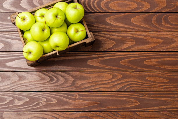 苹果装在木箱里，带拷贝空间图片下载