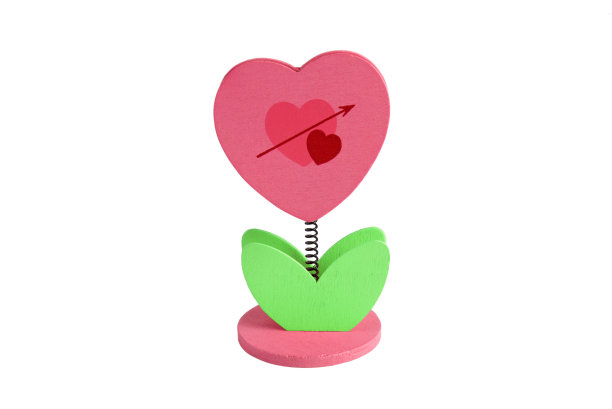 心树饰品装饰房子隔离在白色背景与修剪路径。图片下载