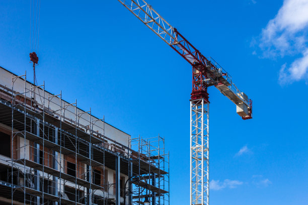 起重机用于建筑施工图片下载
