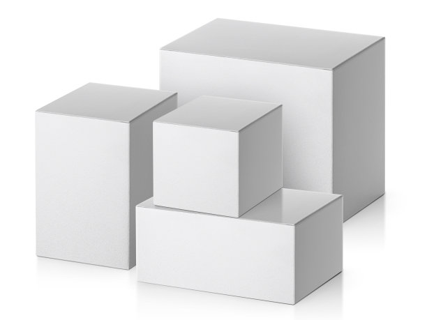 空白包装白色纸箱孤立的白色背景准备包装设计。三维渲染图片下载