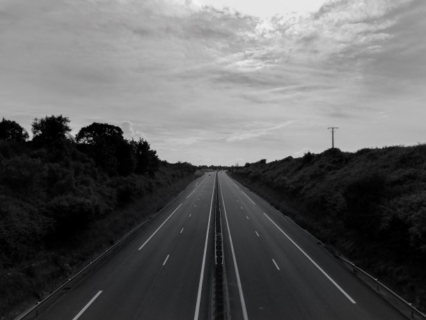 空无一人的道路图片下载