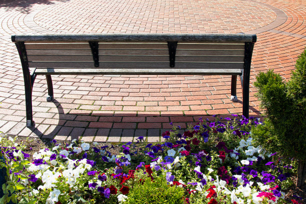 板凳上图片下载