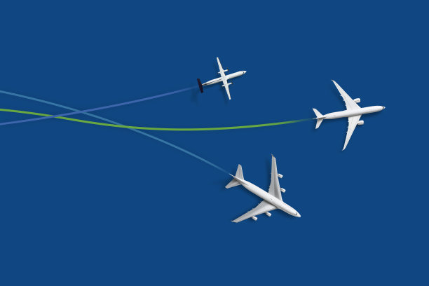 带有蒸汽尾迹的客机图片下载