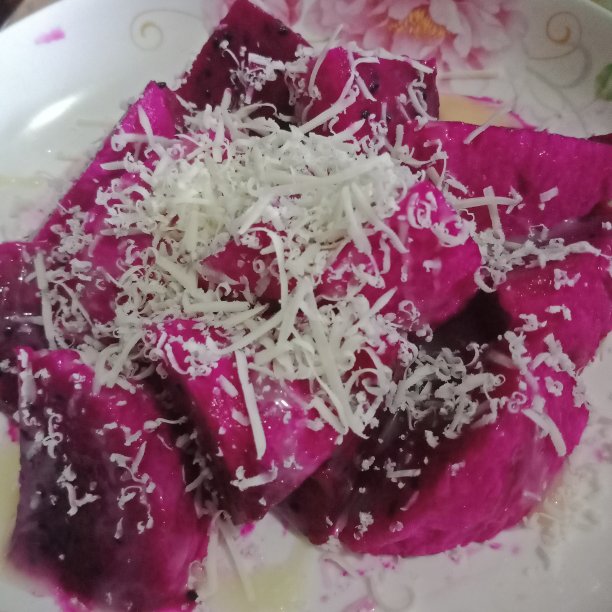 火龙果吃早餐图片下载