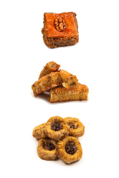 美味的果仁lava孤立在白色的背景上。图片下载