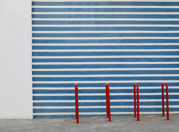 停车的自行车图片下载